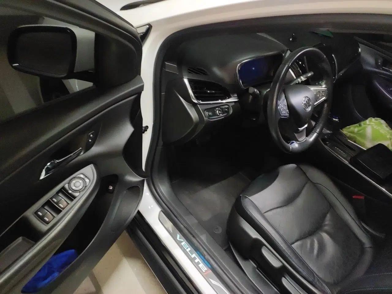 Buick VELITE 5 2017 Urban Extended-Range Model — миниатюра 16