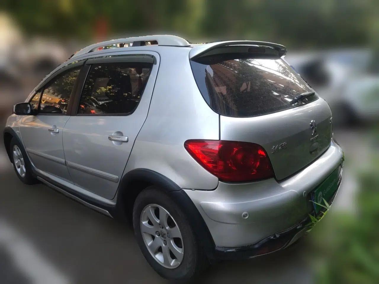 Peugeot 307 2012 1.6L Manual CROSS — миниатюра 4