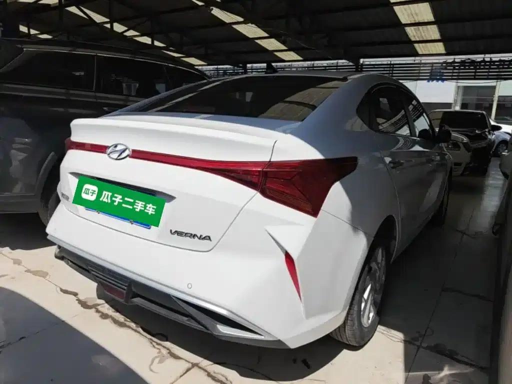 2020 Hyundai Verna 1.4L CVT GLS Cool Edition — миниатюра 7