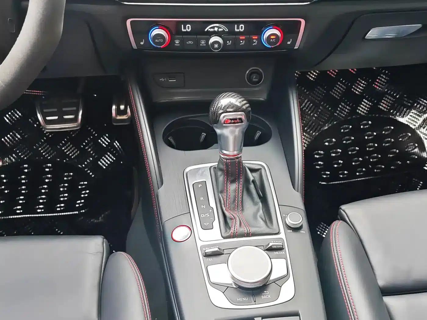 Audi S3 2019 Model S3 2.0T Limousine — миниатюра 14