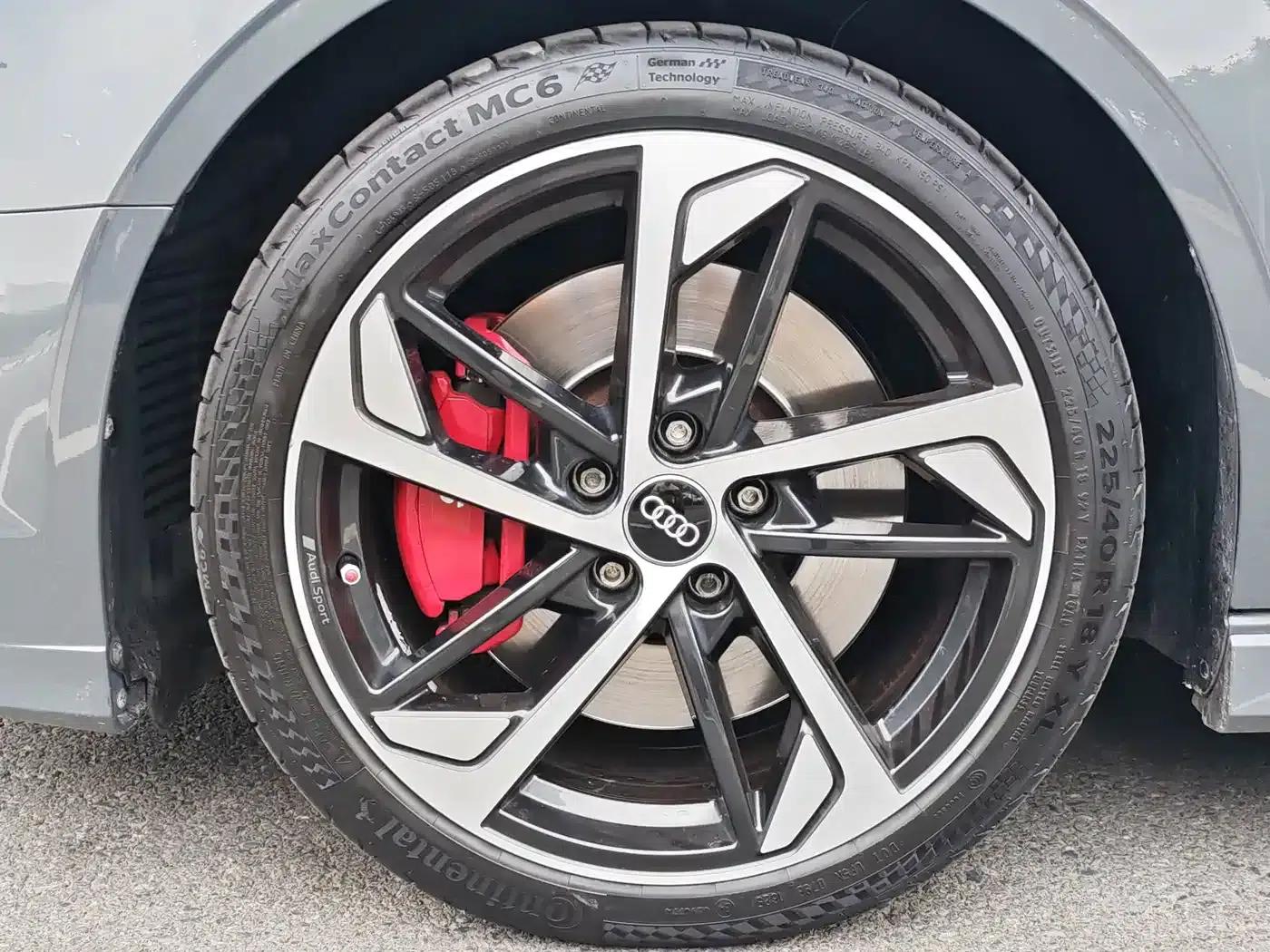 Audi S3 2019 Model S3 2.0T Limousine — миниатюра 16