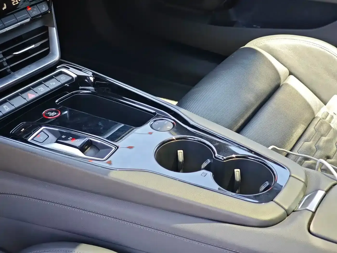 Audi e-tron GT 2023 Base Model — миниатюра 7