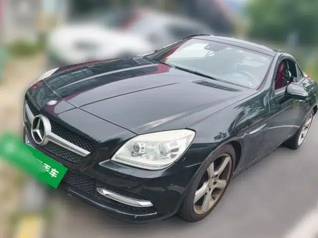 Mercedes-Benz SLK-Class 2011 SLK 200 Fashion Model