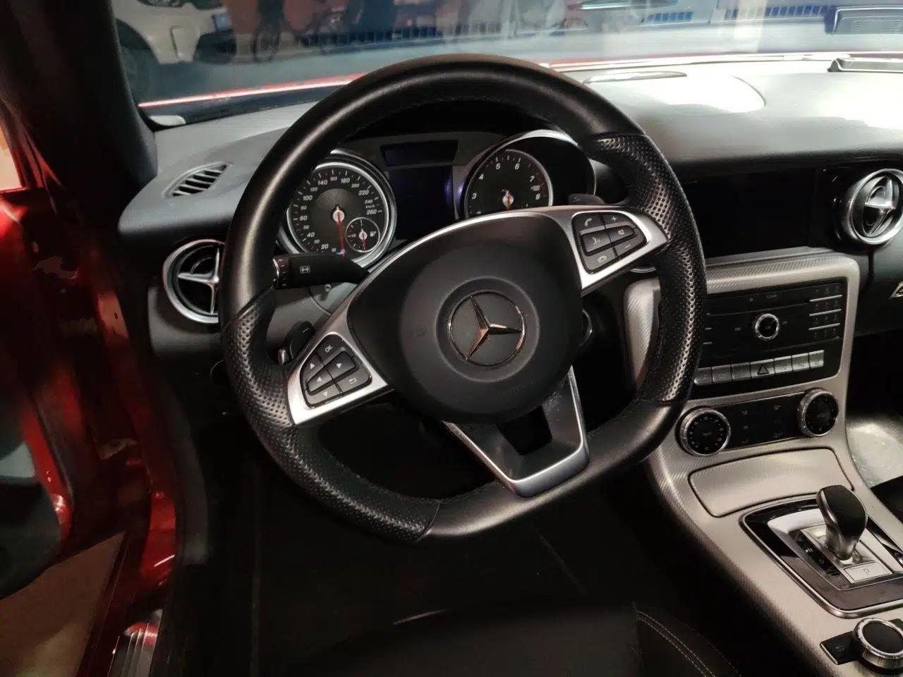Mercedes-Benz SLC 2018 SLC 260 Dynamic Edition — миниатюра 10