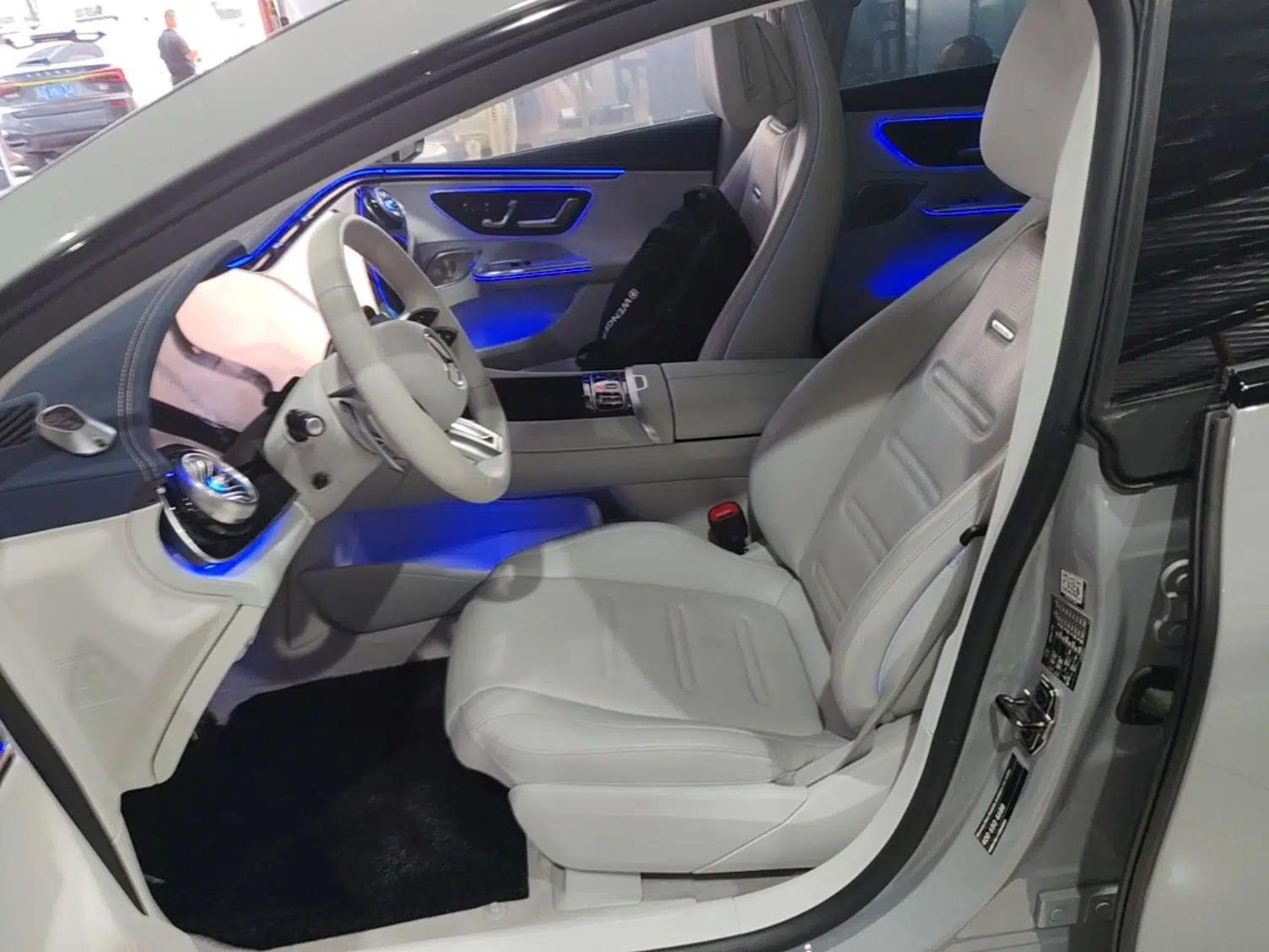 Mercedes-Benz EQE AMG 2023 AMG EQE 53 4MATIC+ — миниатюра 17