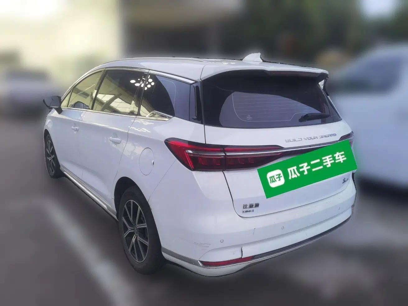 BYD Song MAX New Energy 2022 DM-i 105KM Prestige Model — миниатюра 4