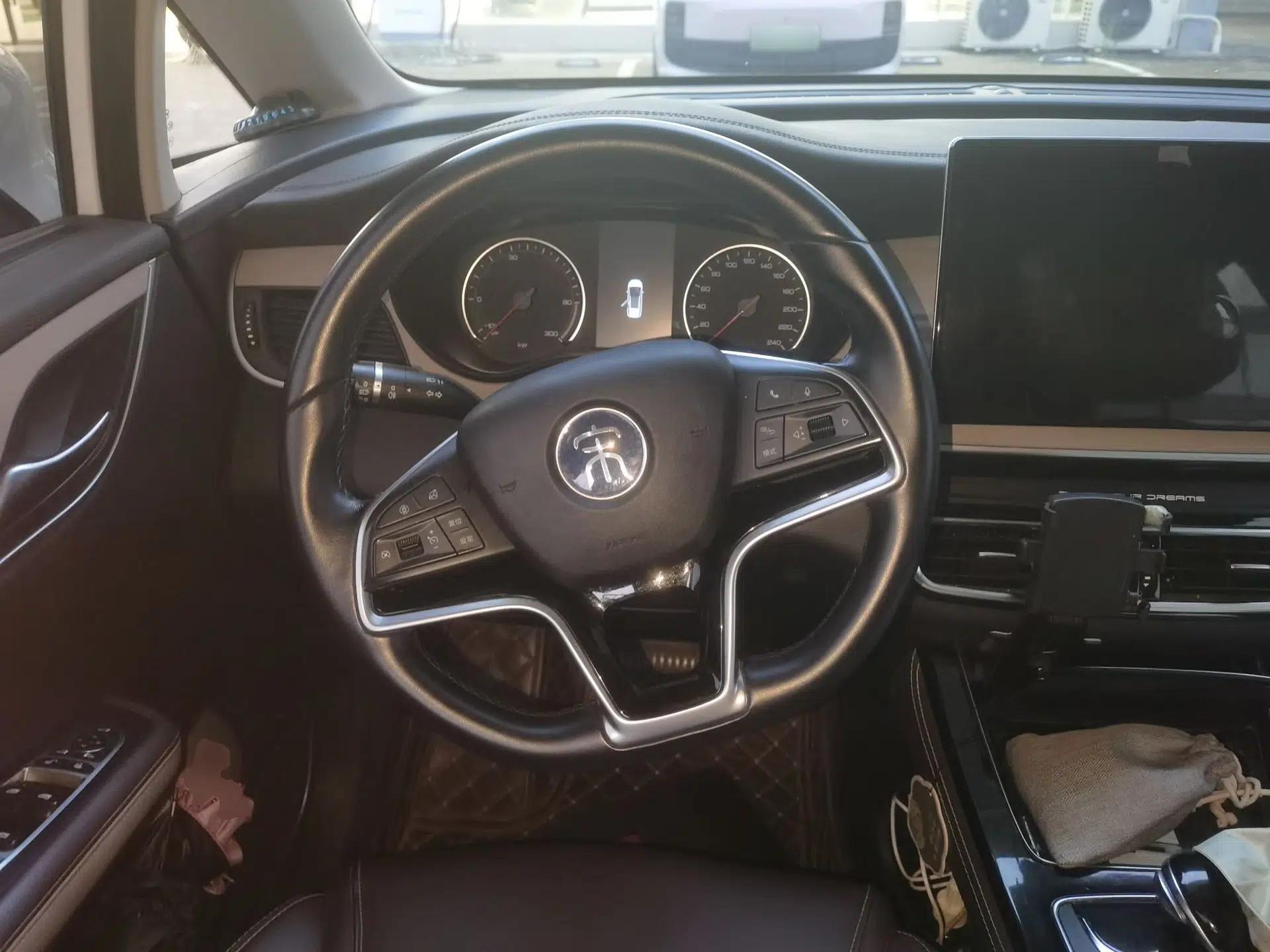 BYD Song MAX New Energy 2022 DM-i 105KM Prestige Model — миниатюра 10