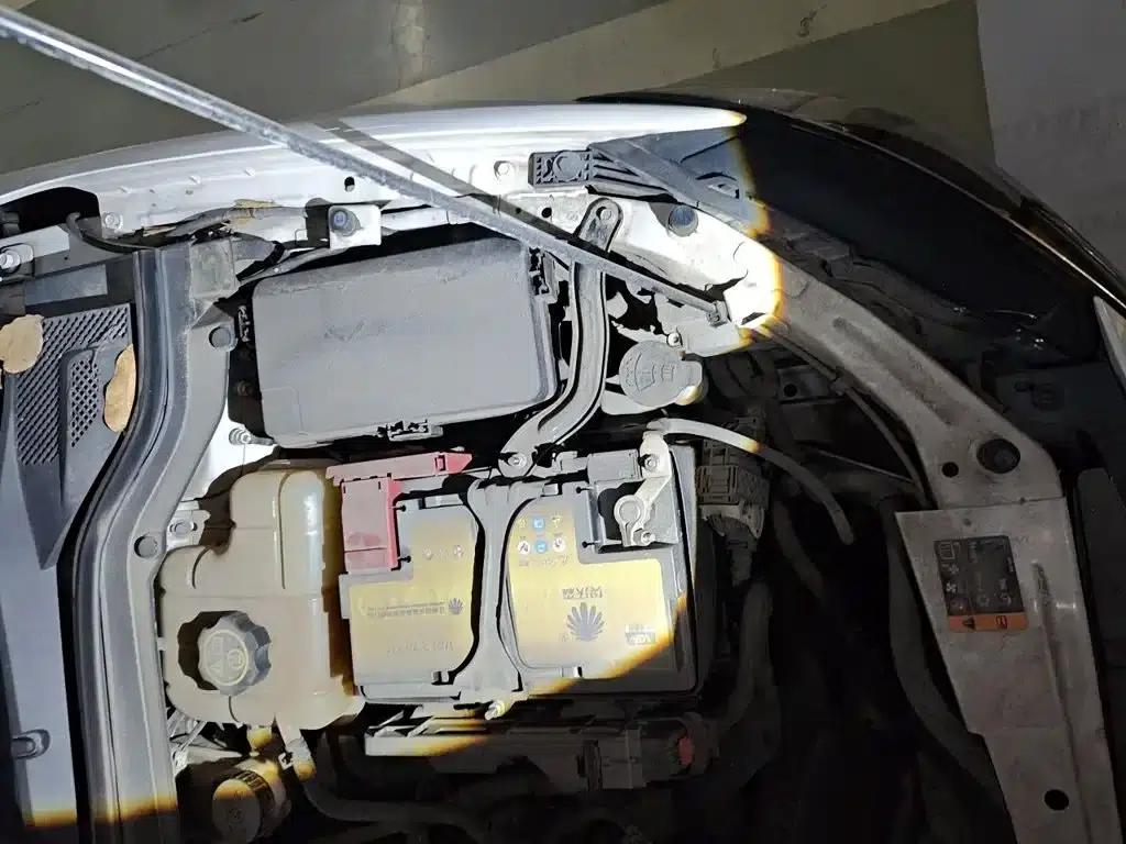 Buick Verano 2019 18T Automatic Connected Elite Model (China VI Emission Standard) — миниатюра 22