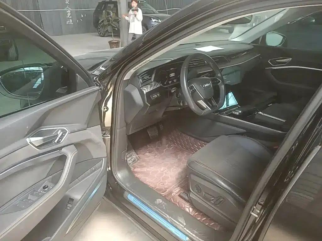 Audi e-tron 2021 50 quattro Premium Edition — миниатюра 16