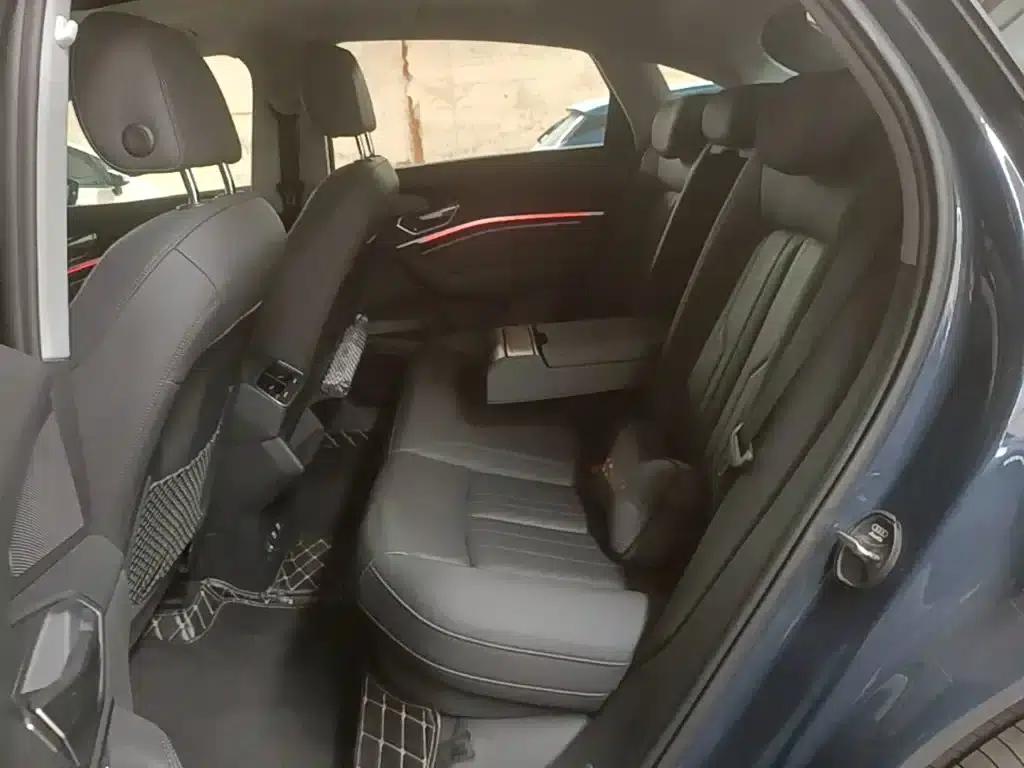 Imported Audi e-tron 2021 Sportback 55 quattro Luxury — миниатюра 17