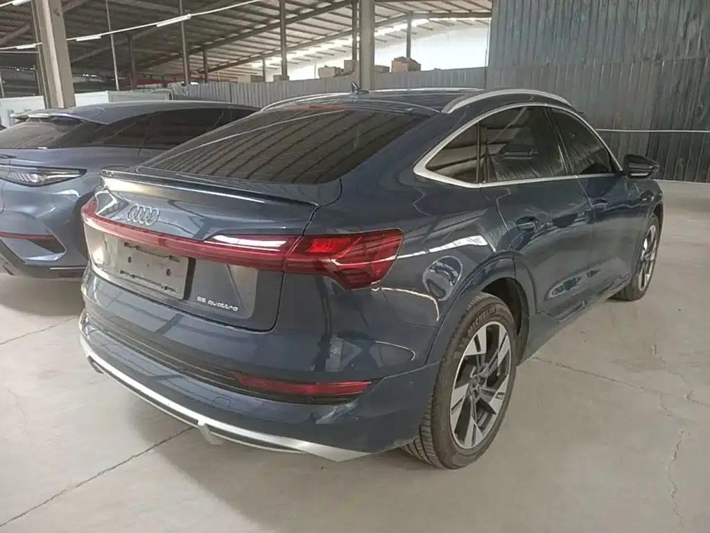 Imported Audi e-tron 2021 Sportback 55 quattro Luxury — миниатюра 7