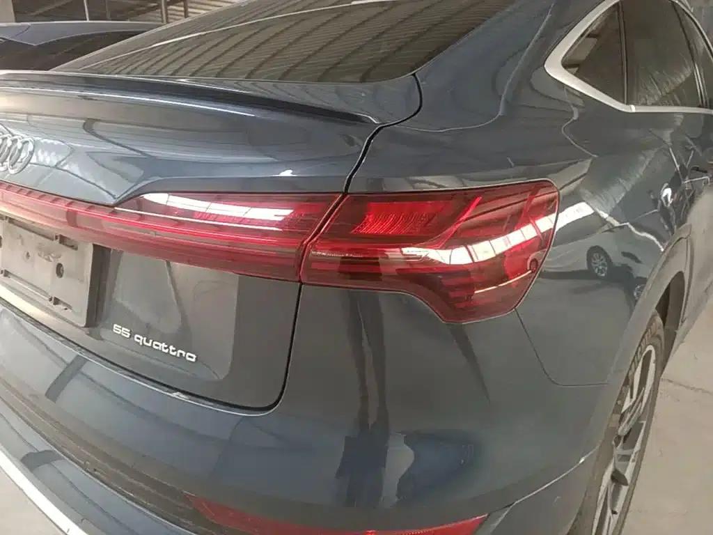 Imported Audi e-tron 2021 Sportback 55 quattro Luxury — миниатюра 8
