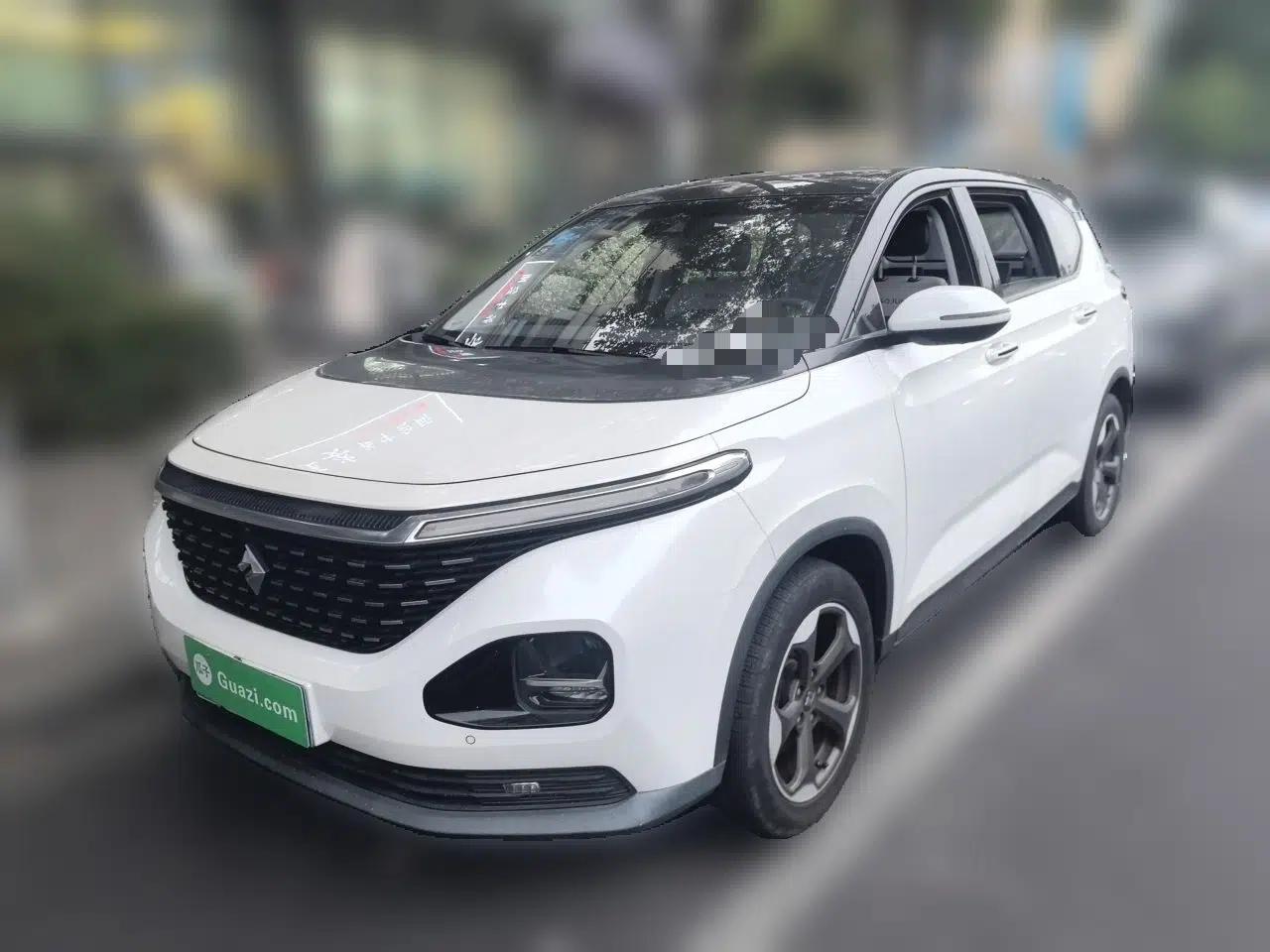 Baojun RM-5 2019 1.5T CVT 24-Hour Online Premium Version 7 Seats — миниатюра 1