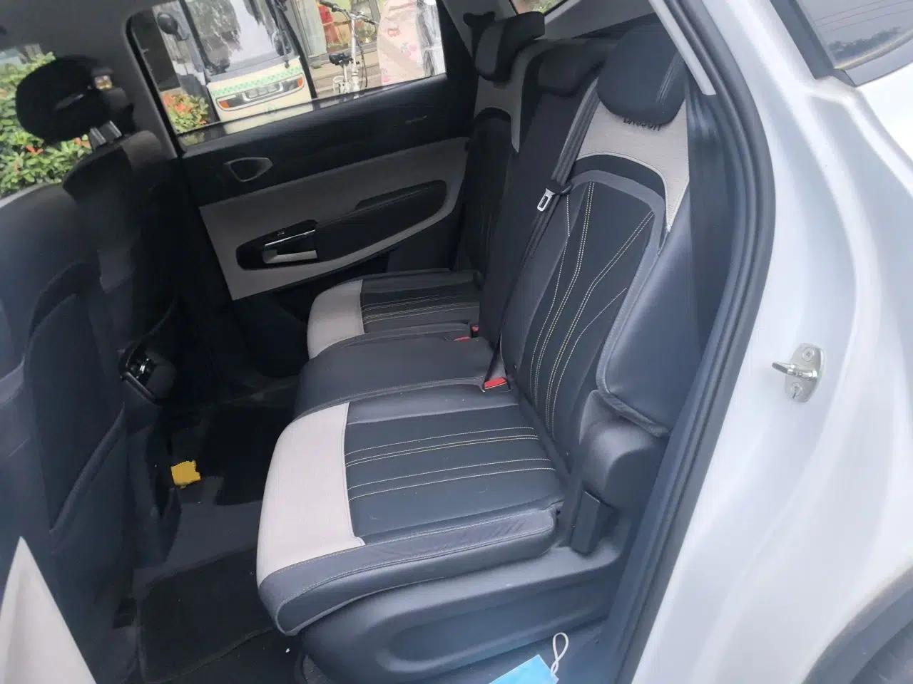 Baojun RM-5 2019 1.5T CVT 24-Hour Online Premium Version 7 Seats — миниатюра 17