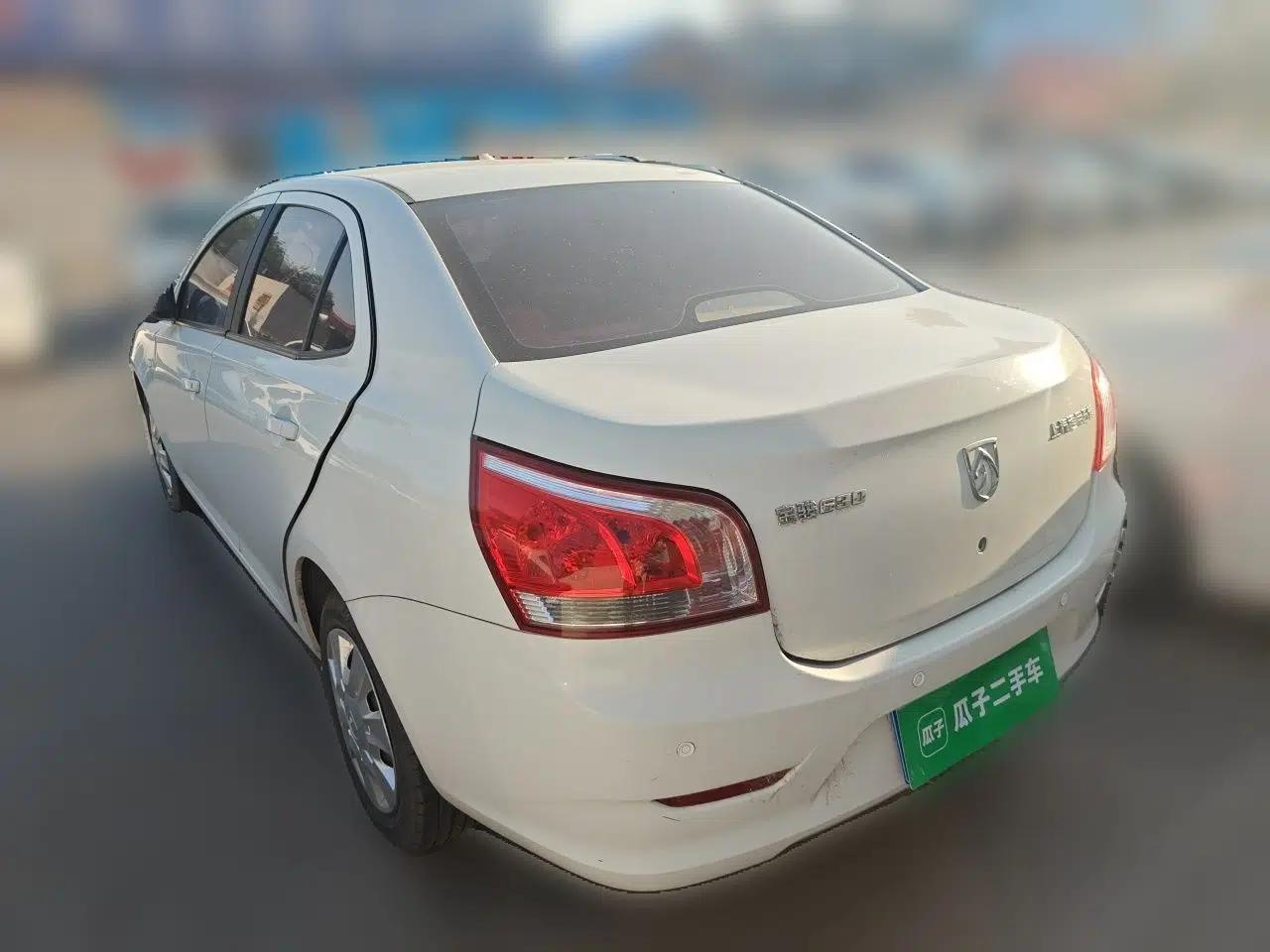 Baojun 630 2013 1.5L manual standard version — миниатюра 4