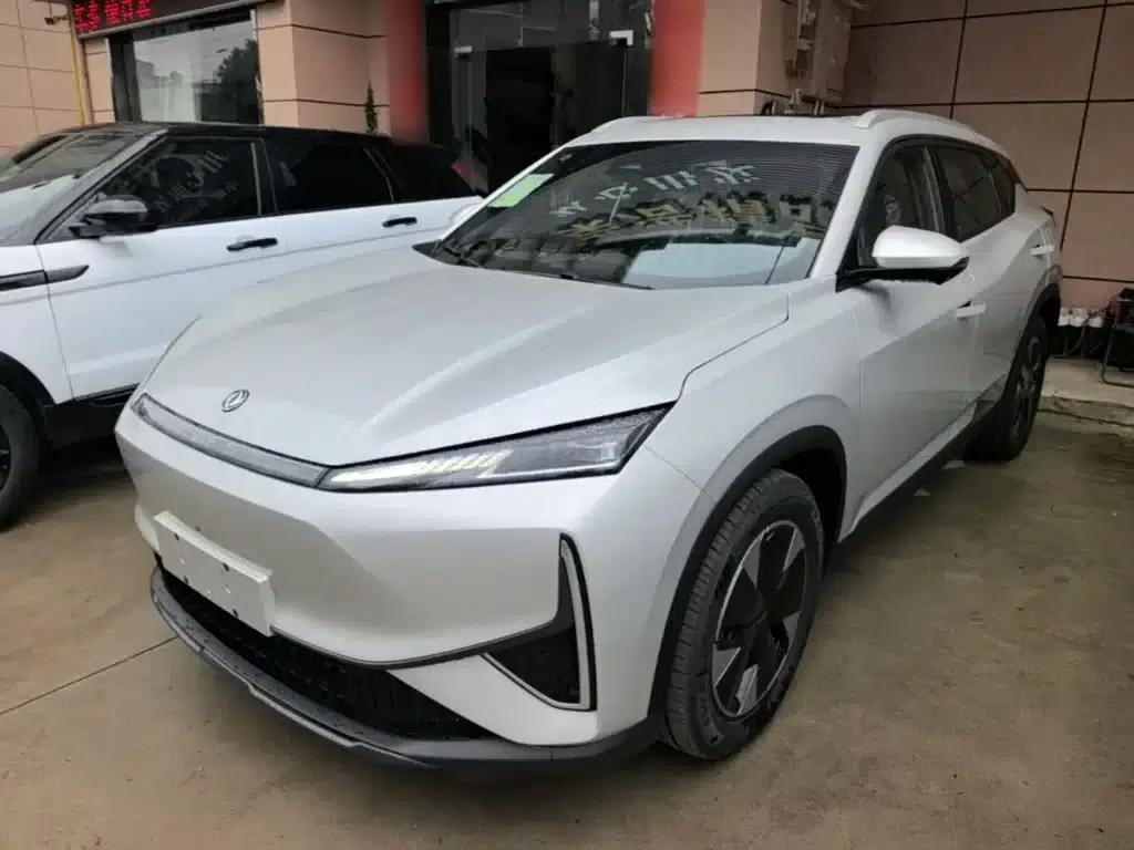 Dongfeng Fengshen L7 2025 Model, 205km Long Range Enjoyment Edition — миниатюра 1