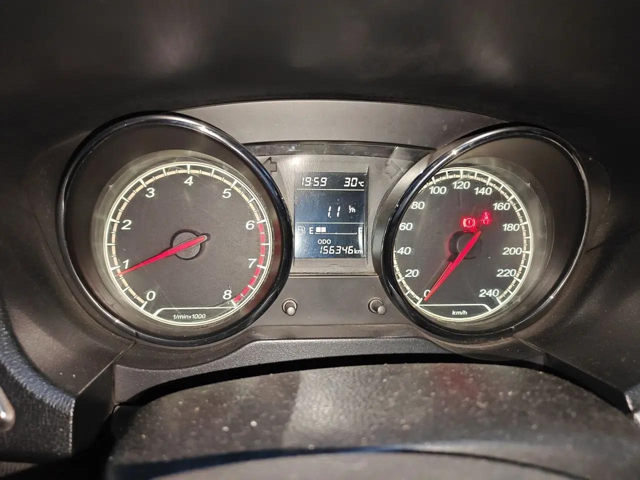 Bestune B30 2016 1.6L manual luxury version — миниатюра 11