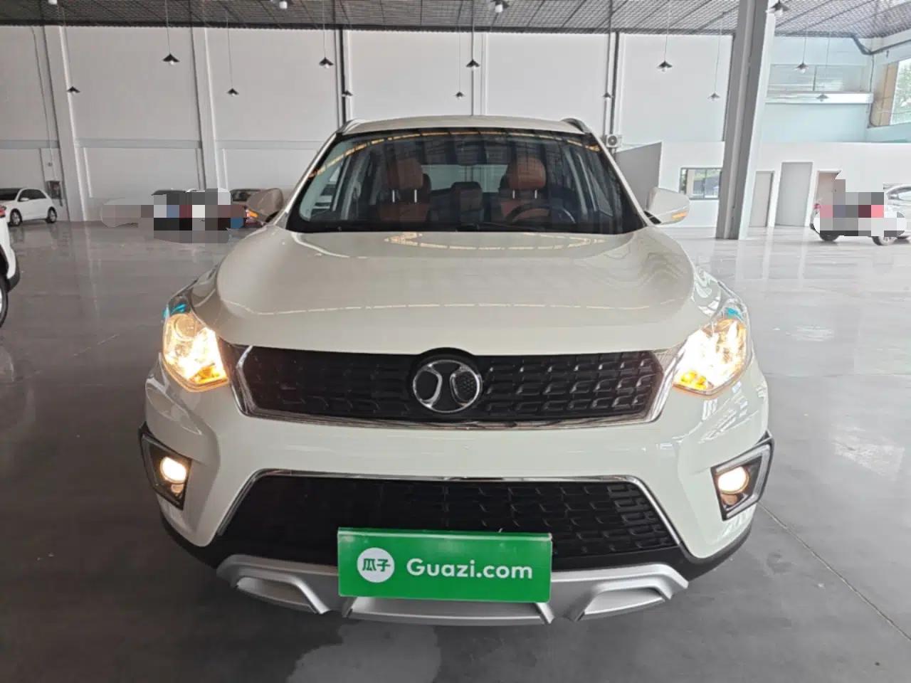 BAIC Senova X35 2016 1.5L Manual Luxury Edition — миниатюра 2
