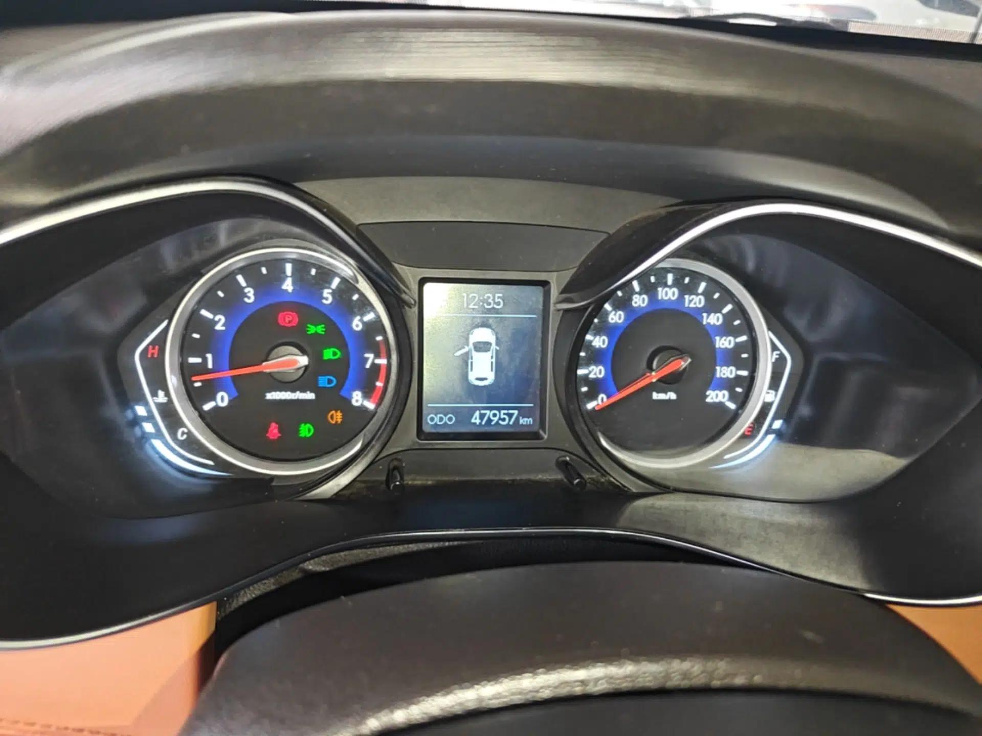BAIC Senova X35 2016 1.5L Manual Luxury Edition — миниатюра 14