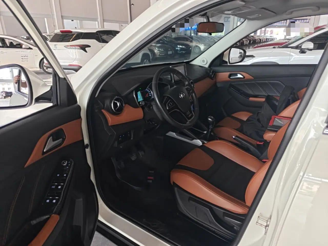 BAIC Senova X35 2016 1.5L Manual Luxury Edition — миниатюра 18