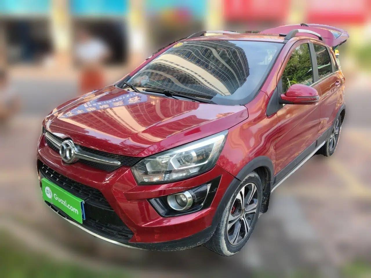 BAIC Senova X25 2015 1.5L Automatic Elite Model — миниатюра 1