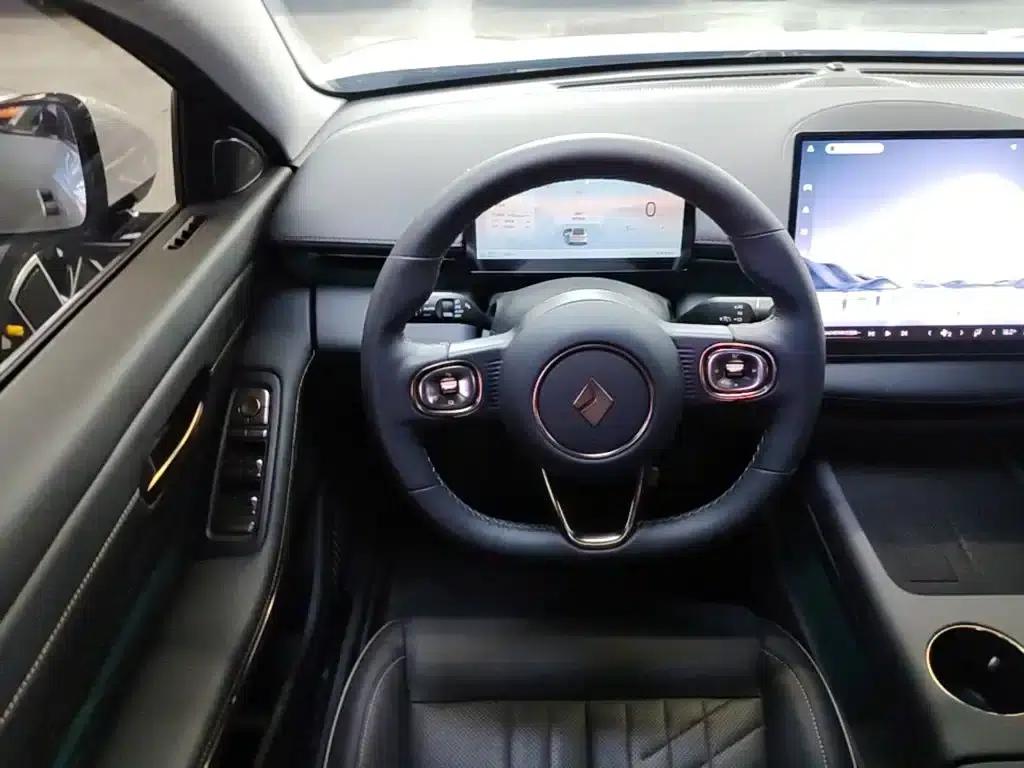Baojun Enjoy 2025 Pure Electric 600km Luxury Edition — миниатюра 11
