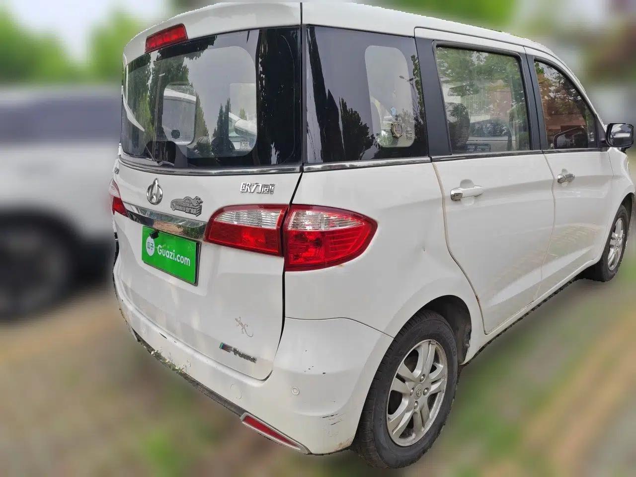 CHANGAN OSHAN Olisway 2013 1.2L Manual Elite Model — миниатюра 6