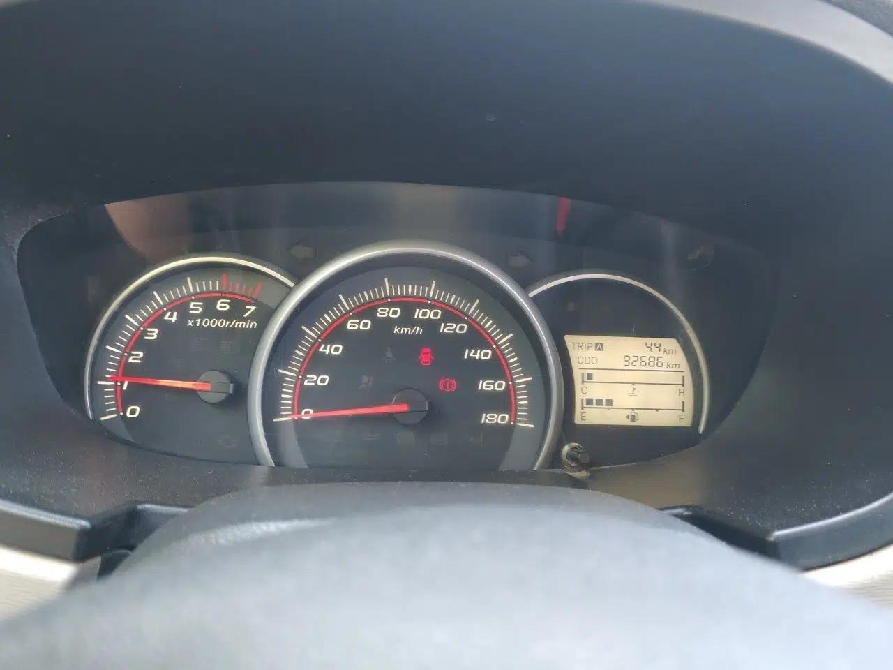 CHANGAN OSHAN Olisway 2013 1.2L Manual Elite Model — миниатюра 12