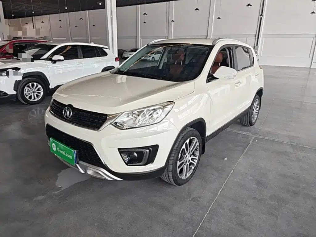 2016 Senova X35 1.5L Manual Deluxe Edition — миниатюра 1