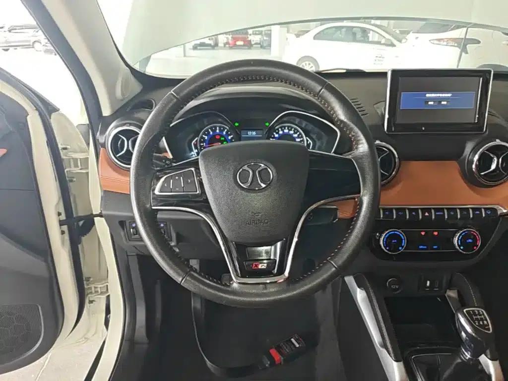 2016 Senova X35 1.5L Manual Deluxe Edition — миниатюра 11