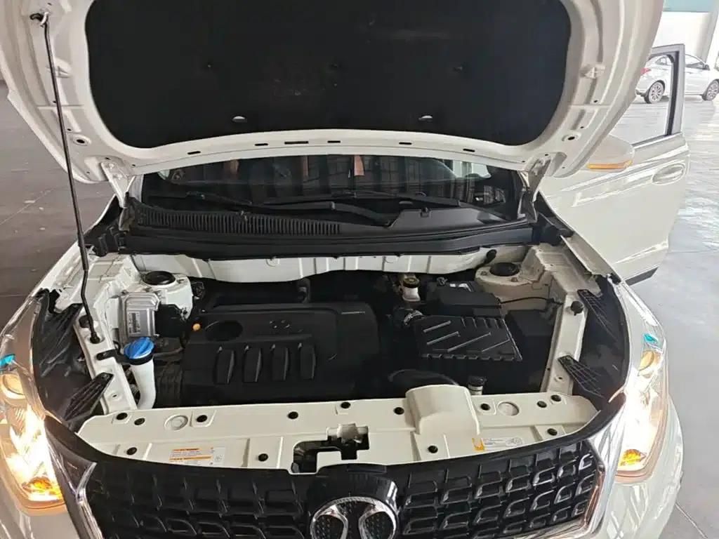 2016 Senova X35 1.5L Manual Deluxe Edition — миниатюра 20