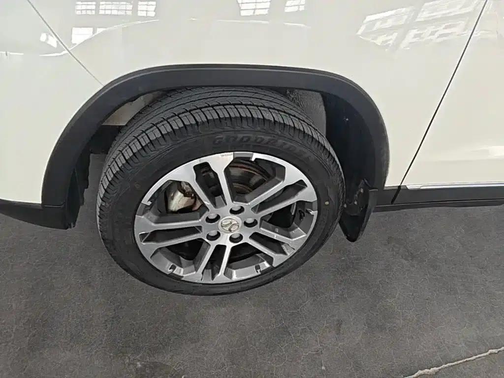 2016 Senova X35 1.5L Manual Deluxe Edition — миниатюра 23