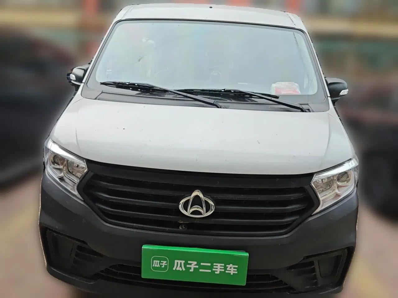 CHANGAN KUAYUE Xing V3 2023 1.3L Gasoline Comfort Model 5-Seater Passenger Vehicle — миниатюра 2