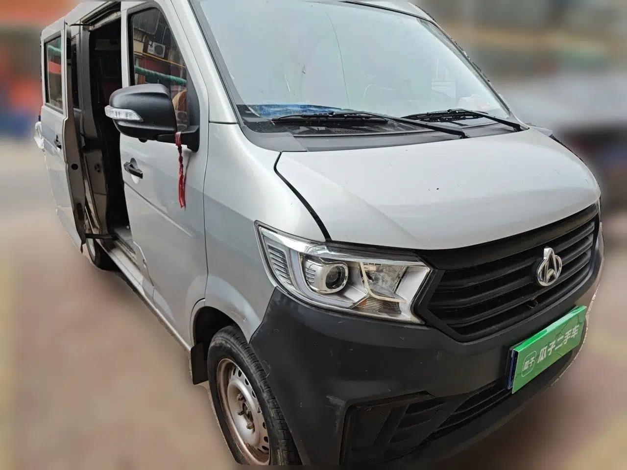 CHANGAN KUAYUE Xing V3 2023 1.3L Gasoline Comfort Model 5-Seater Passenger Vehicle — миниатюра 3