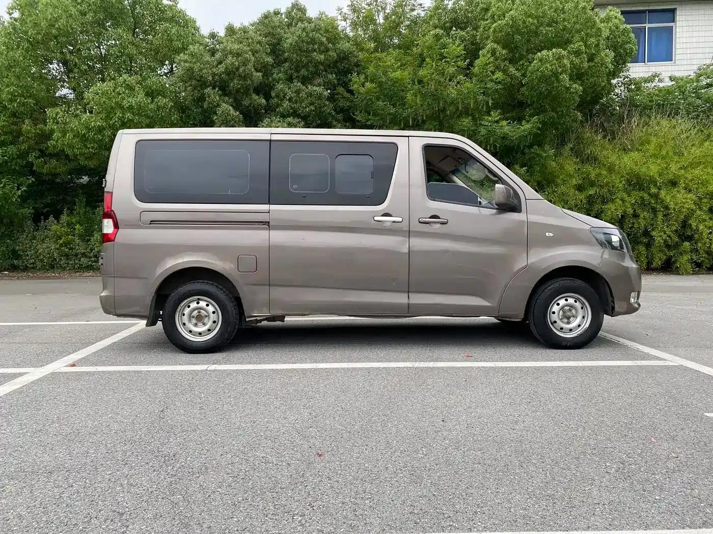 Changan Ruixing M70 2019 1.5L Comfort 6-seater National VI Flat Top Double Door DAM15KL — миниатюра 10