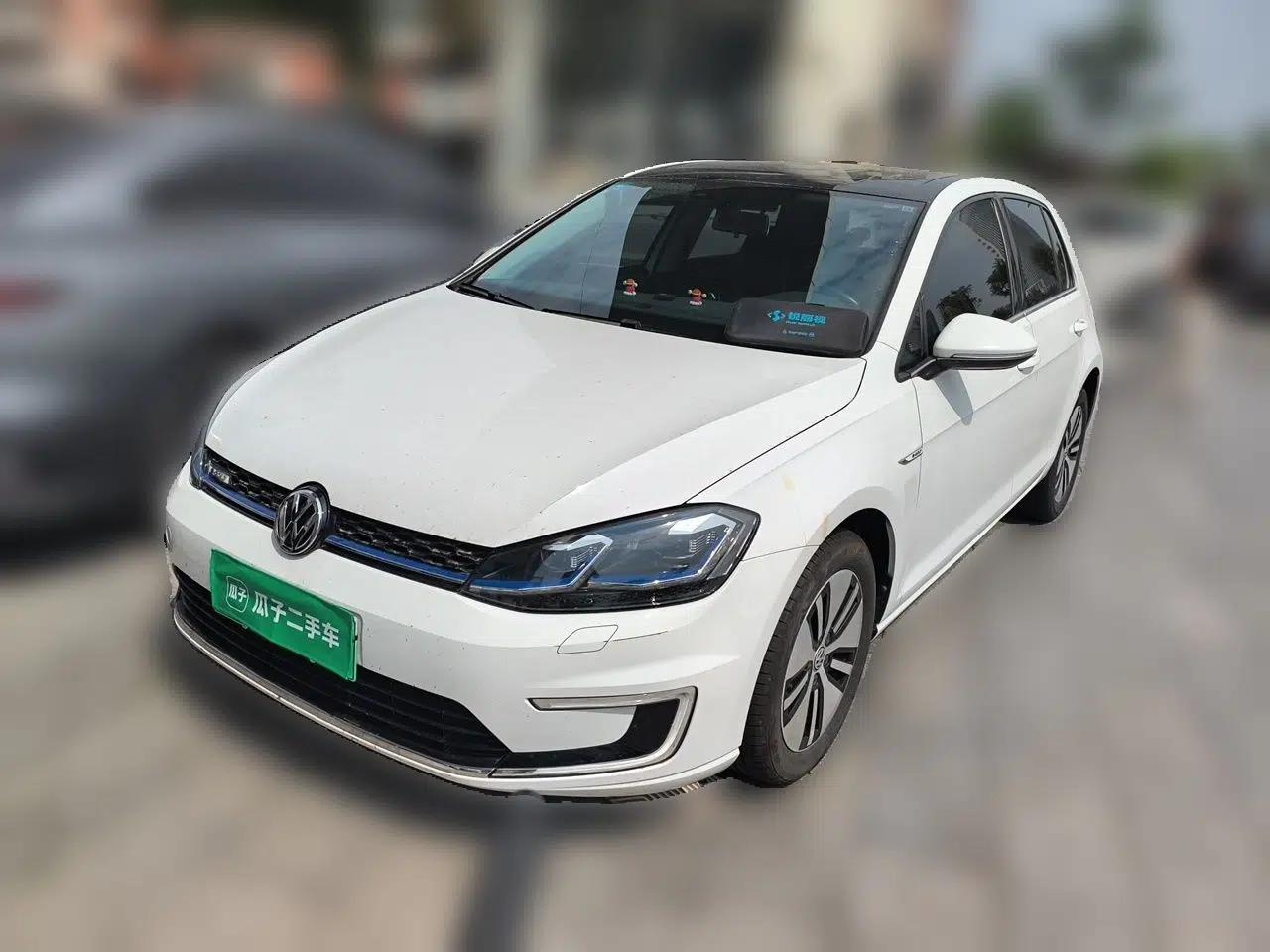 Volkswagen Golf Pure Electric 2020 Chari — миниатюра 1