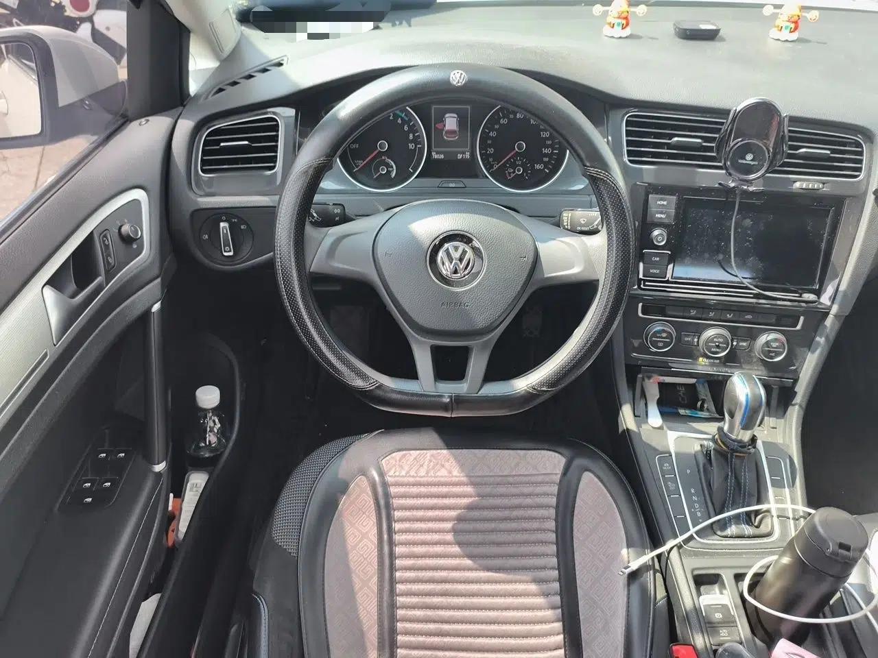 Volkswagen Golf Pure Electric 2020 Chari — миниатюра 10