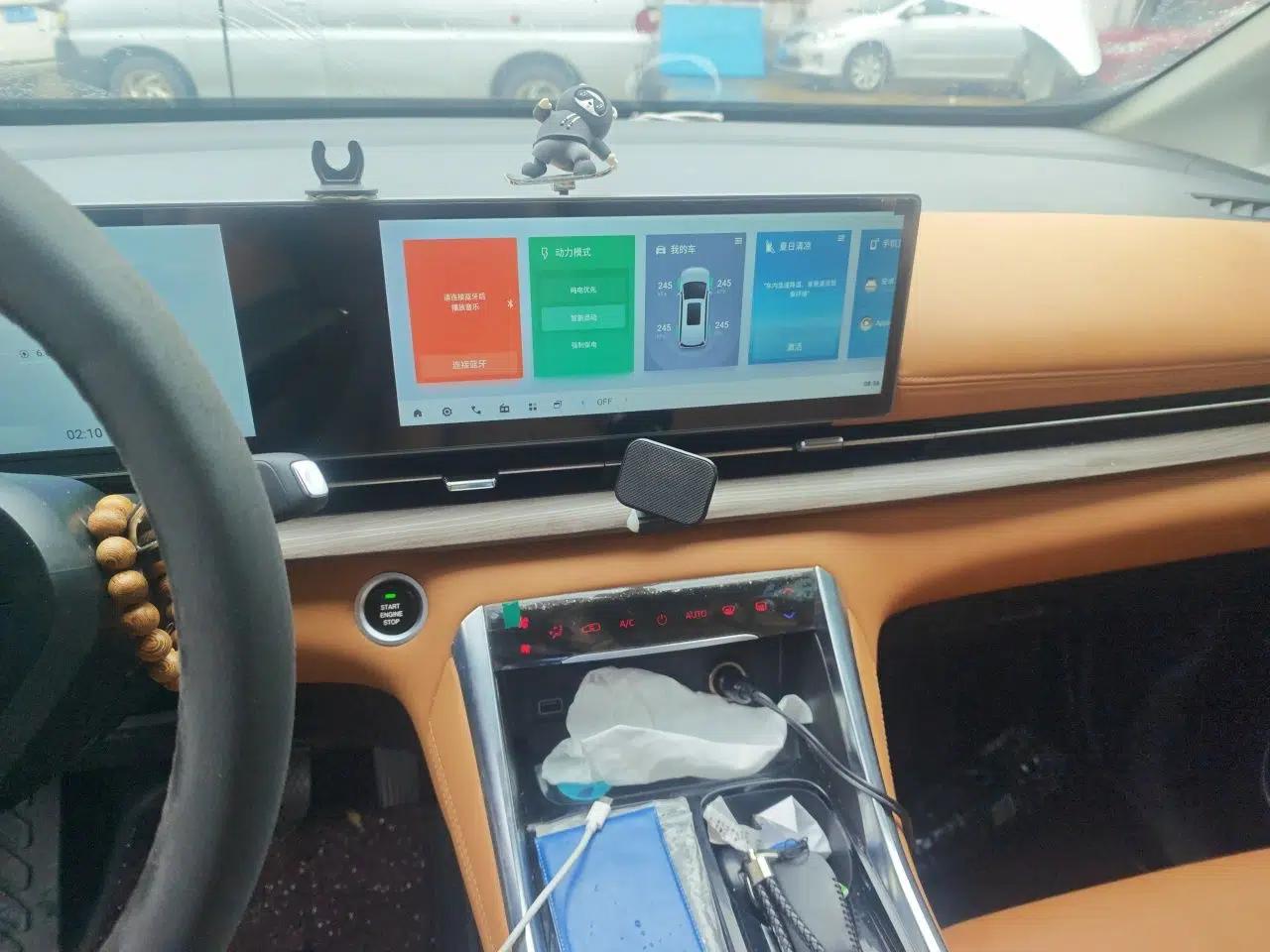 SAIC MAXUS G50 PHEV 2025 Leading Edition — миниатюра 13