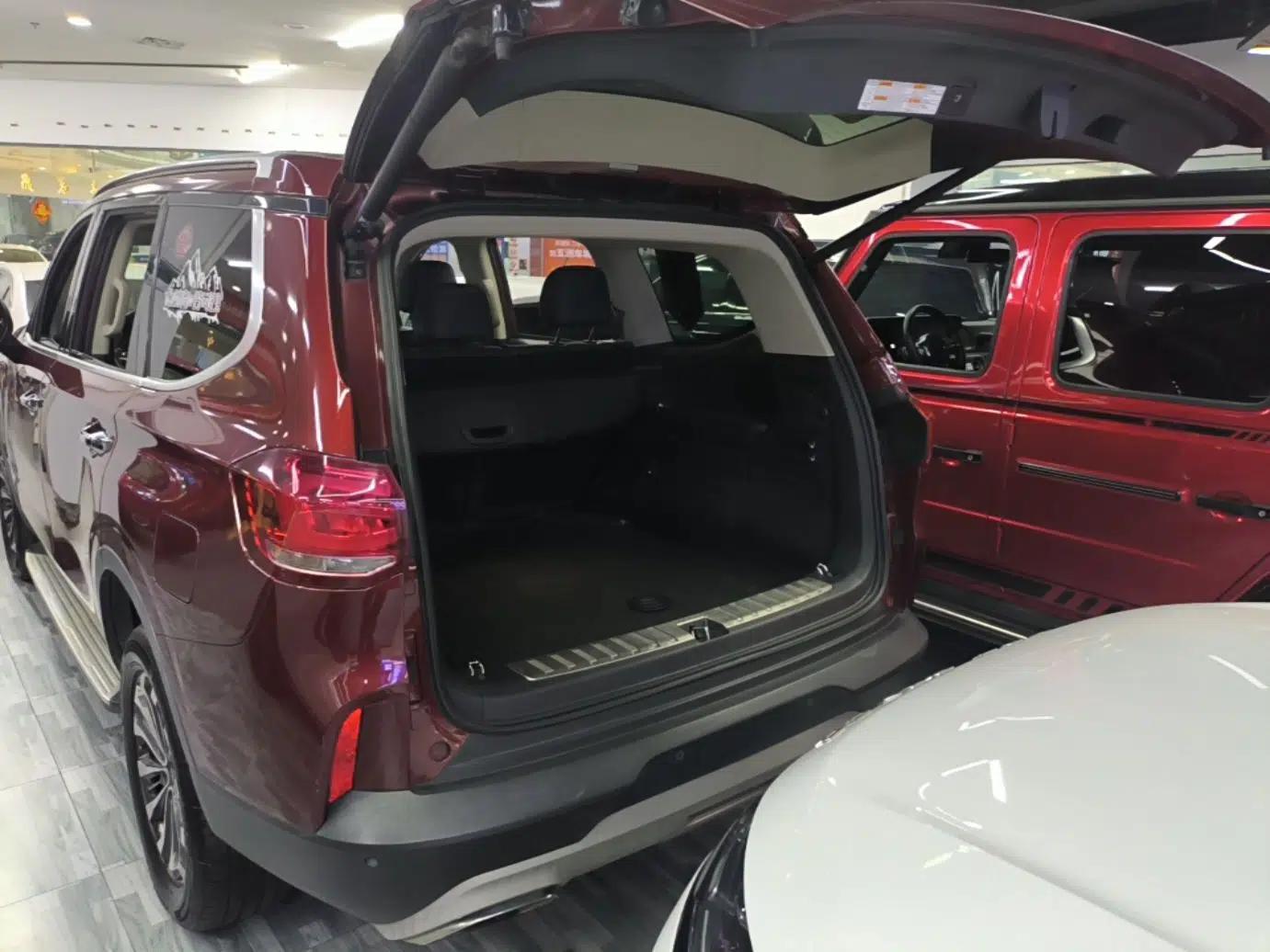 SAIC MAXUS D90 2017 2.0T Automatic Two-Wheel Drive - Uranus — миниатюра 22
