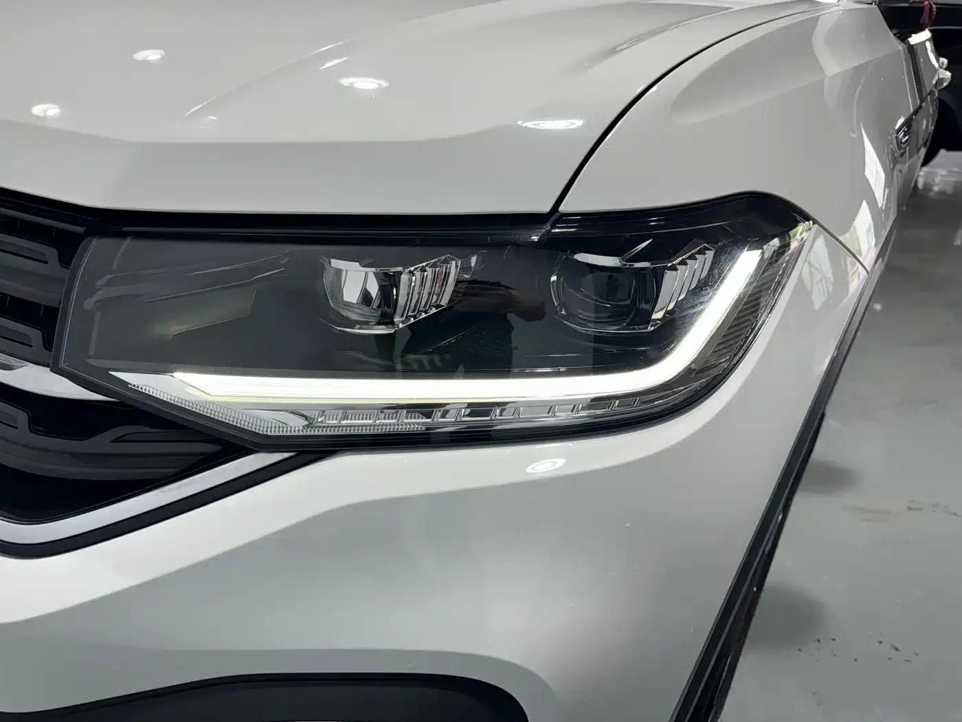 T-Cross 2021 1.5L Automatic 30th Anniversary Edition — миниатюра 7