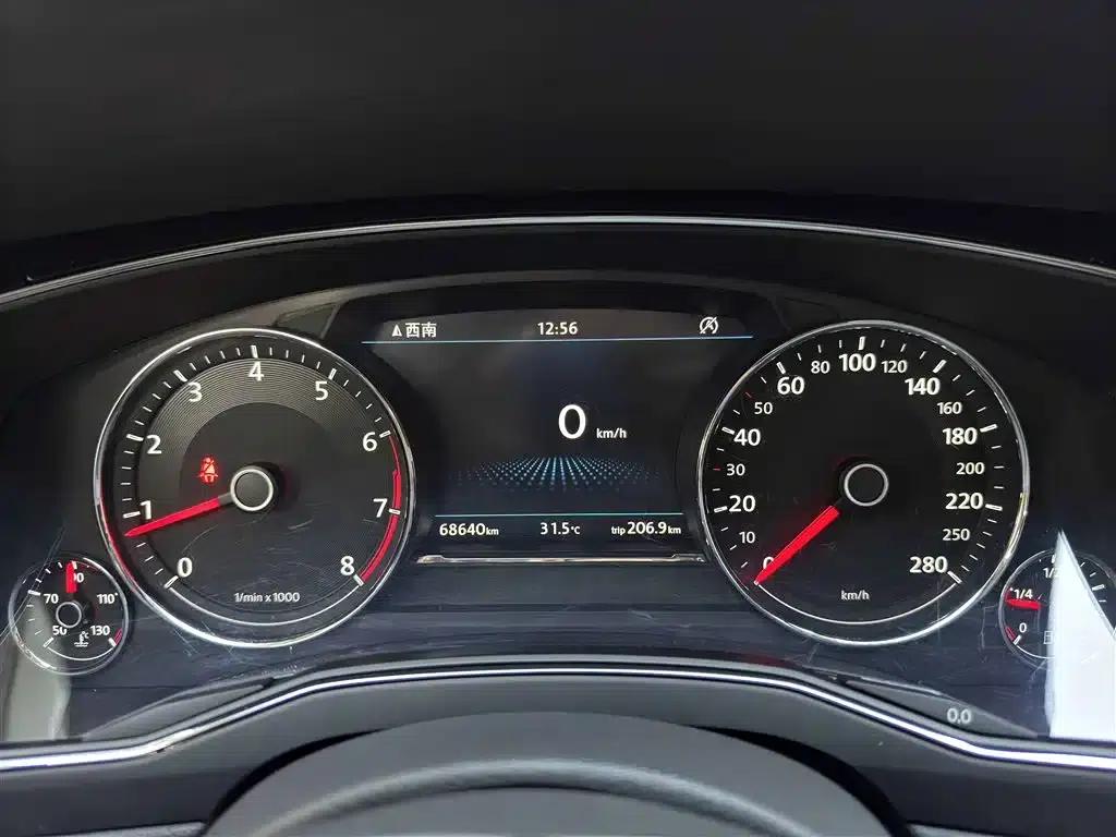 Phideon 2018 Facelift 380TSI 2WD Business Edition — миниатюра 15