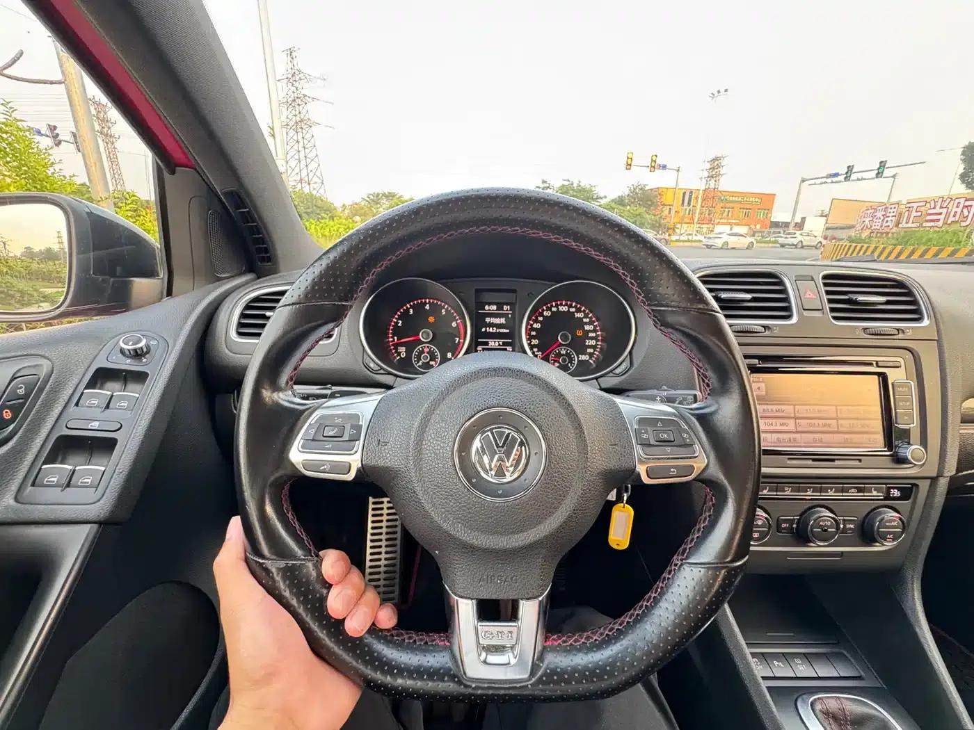 2012 Golf GTI 2.0TSI GTI — миниатюра 8
