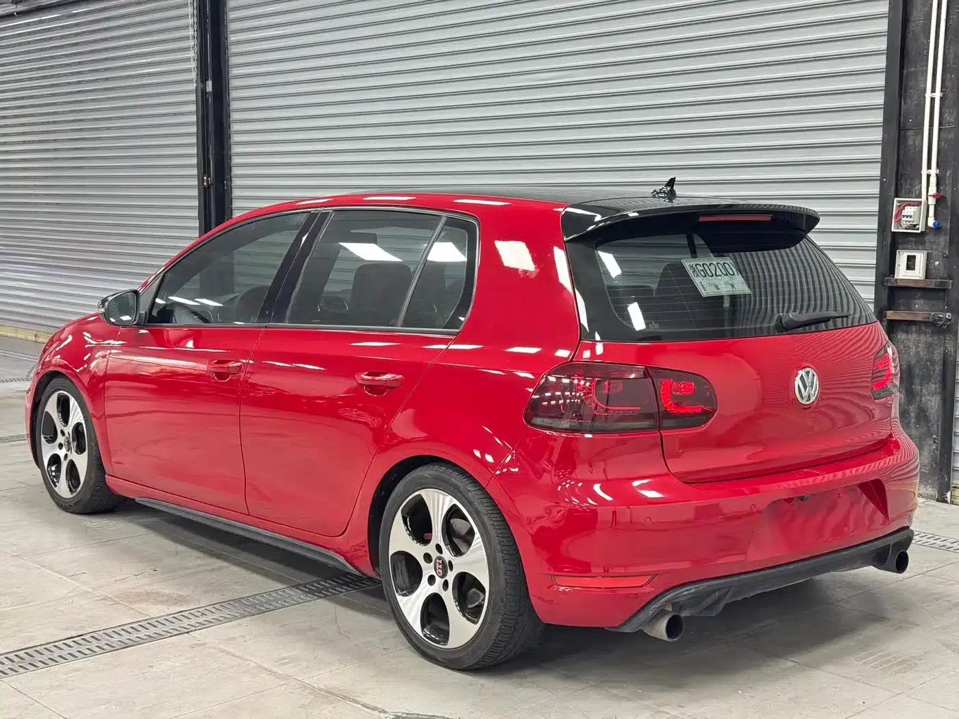 2011 Golf GTI 2.0TSI GTI — миниатюра 3