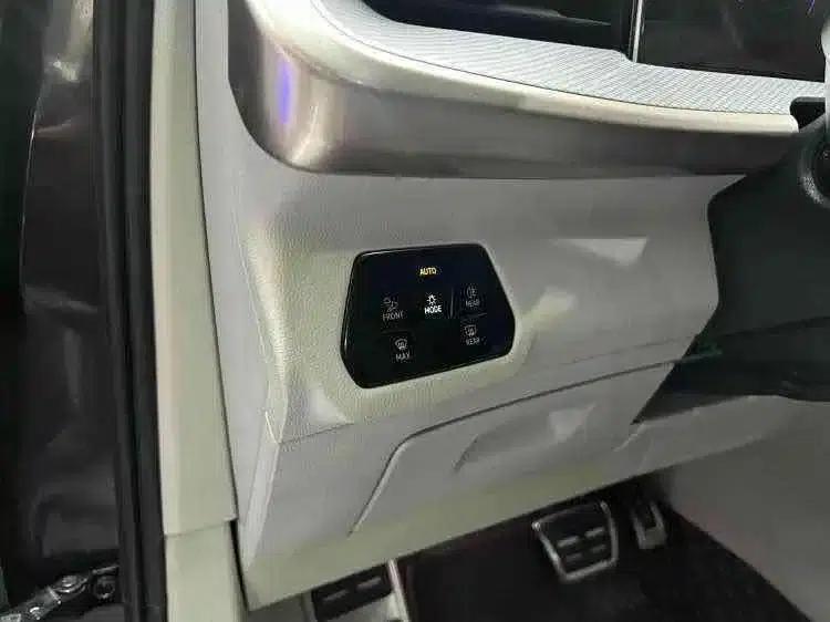 2023 Range Rover 380TSI AWD R-Line Cruiser — миниатюра 7