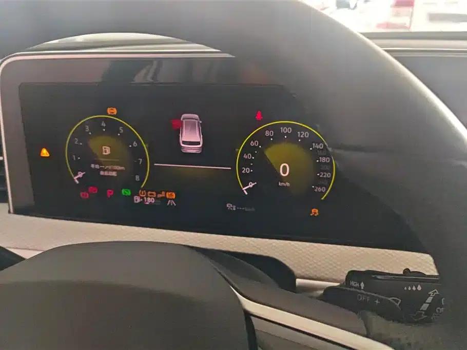 2024 Range Rover 380TSI AWD R-Line Cruiser - Special Edition — миниатюра 14