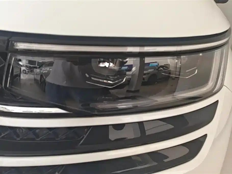 2024 Range Rover 380TSI AWD R-Line Cruiser - Special Edition — миниатюра 5