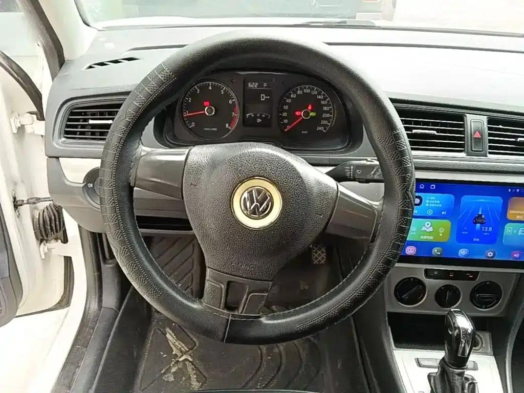 Lavida Gran Turismo 2013 1.6L Automatic Fashion Edition — миниатюра 11