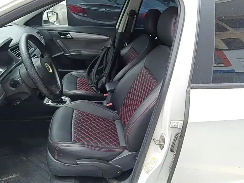 Lavida Gran Turismo 2013 1.6L Automatic Fashion Edition — миниатюра 15