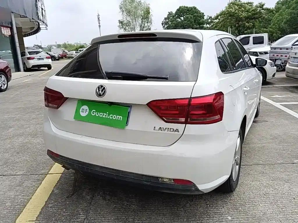 Lavida Gran Turismo 2013 1.6L Automatic Fashion Edition — миниатюра 7