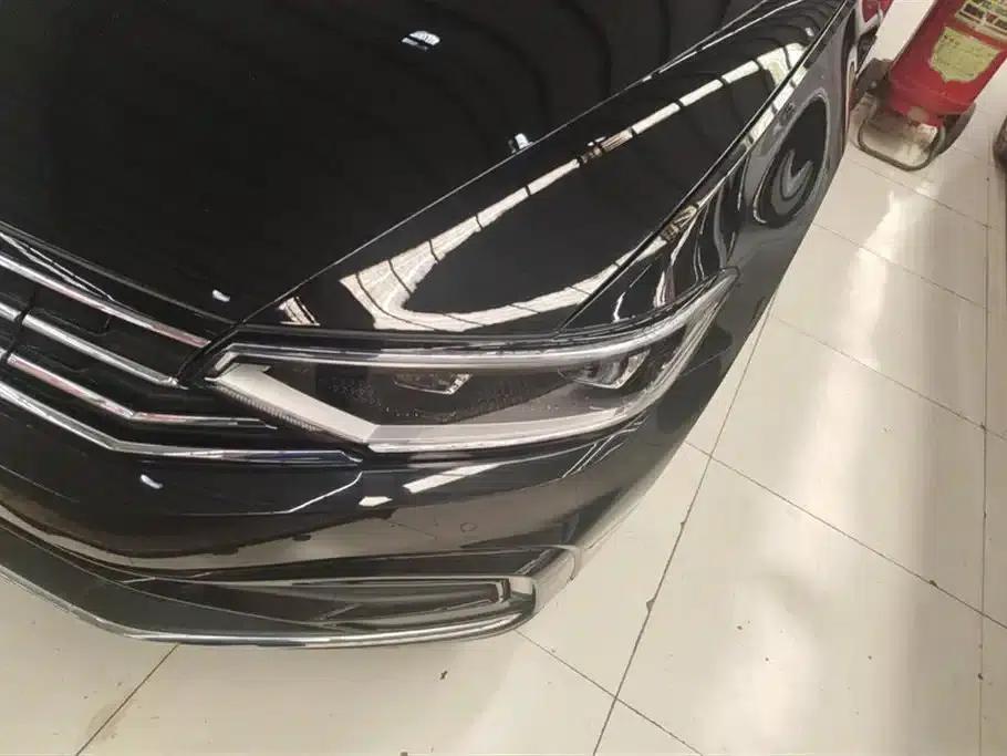 2022 Volkswagen Passat PHEV GTE Premium — миниатюра 5